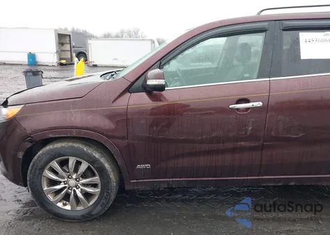 2013 Kia Sorento Sx V6 z USA, uszkodzony, nr VIN 5XYKWDA23DG330732